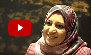Cover of the video. Click on it to listen to Asmaa's story. 